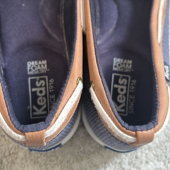 Keds Dream Foam Memory navy & tan loafers - Picture 6 of 11